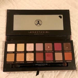 Modern Renaissance - Anastasia Beverly Hills